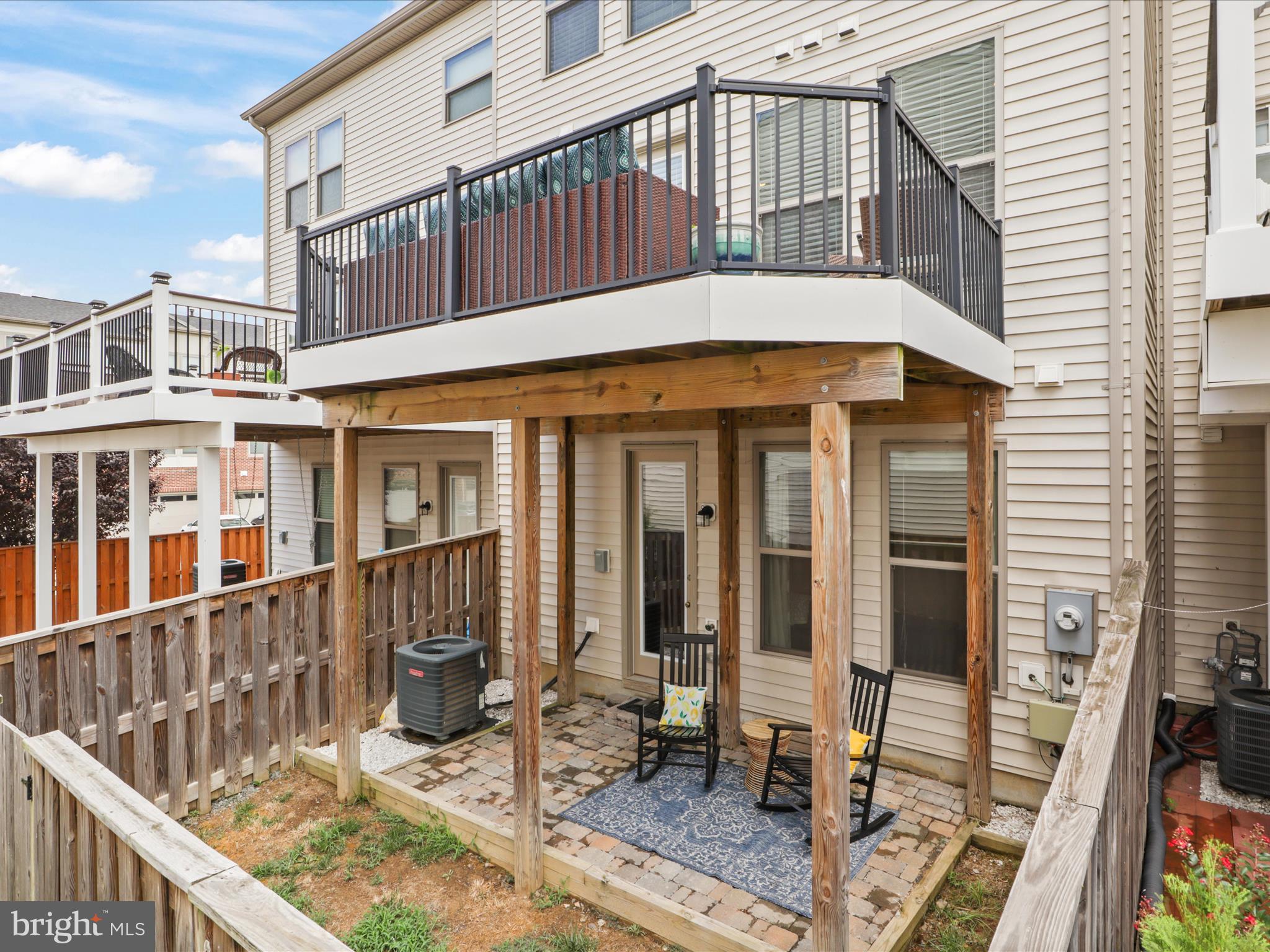 42361 Dogwood Glen Sq