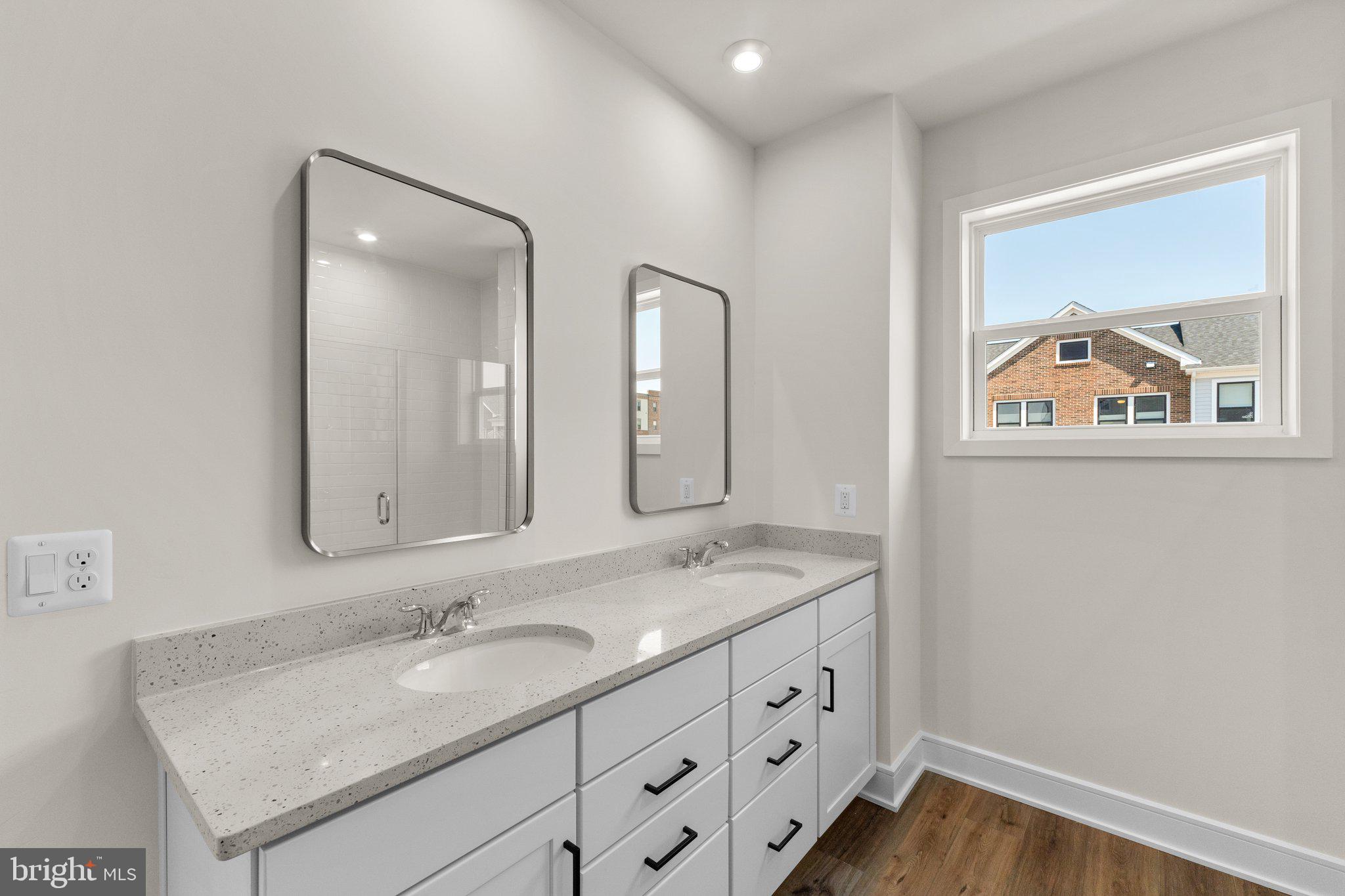 23679 Bolton Crescent #12-201