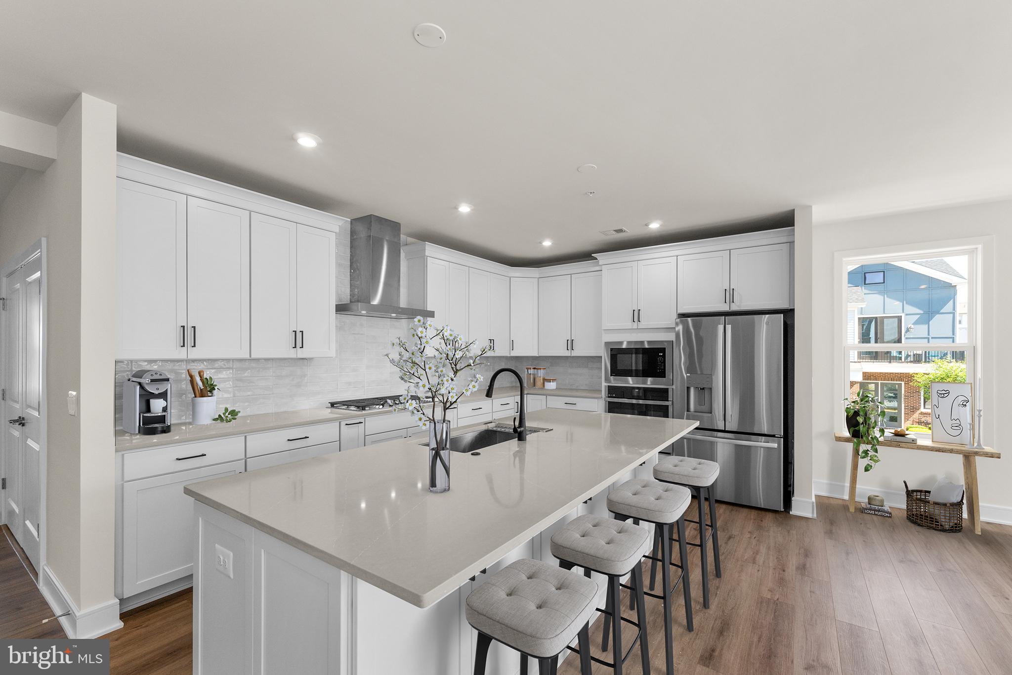23679 Bolton Crescent #12-201