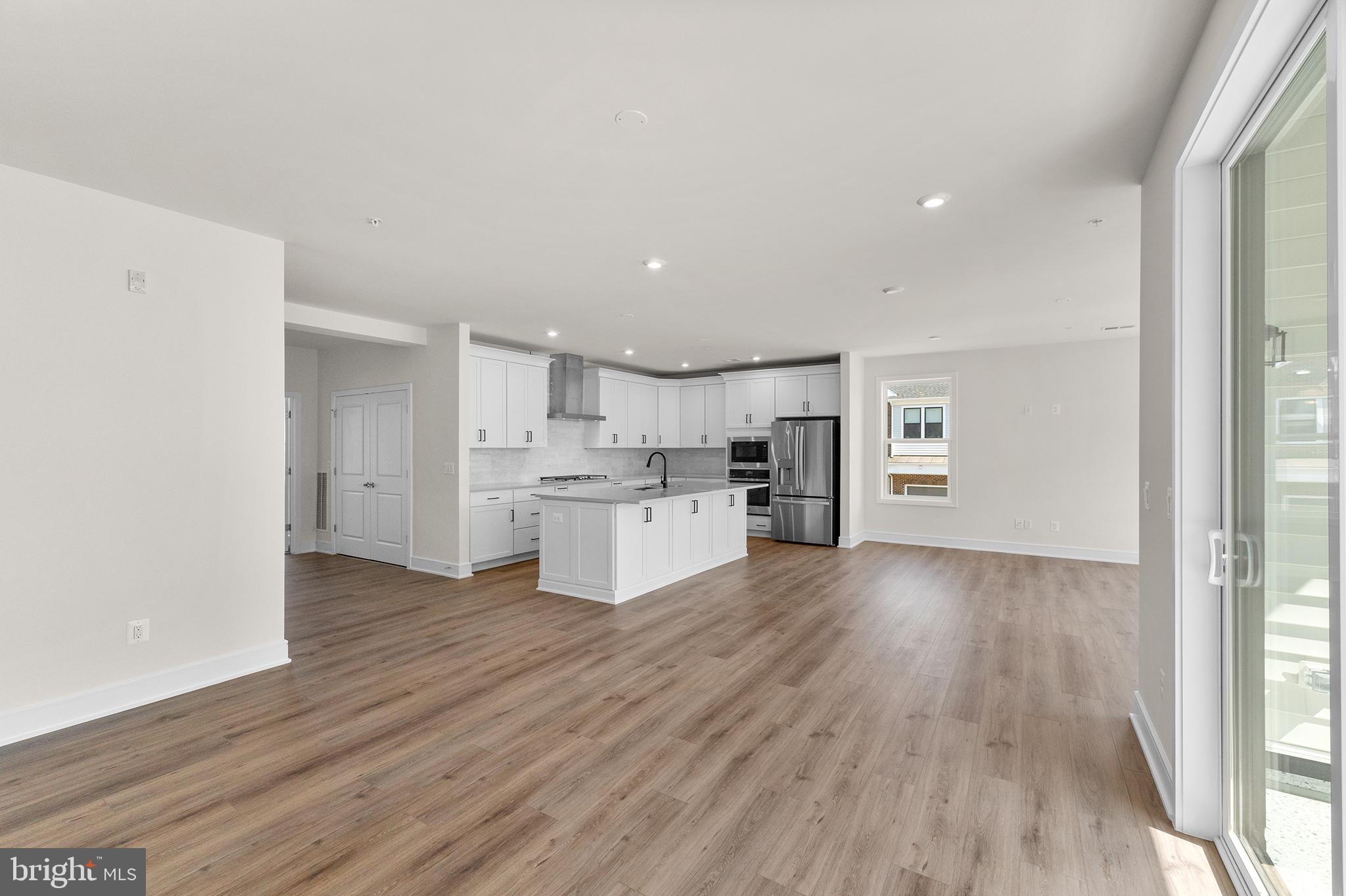 23679 Bolton Crescent #12-201