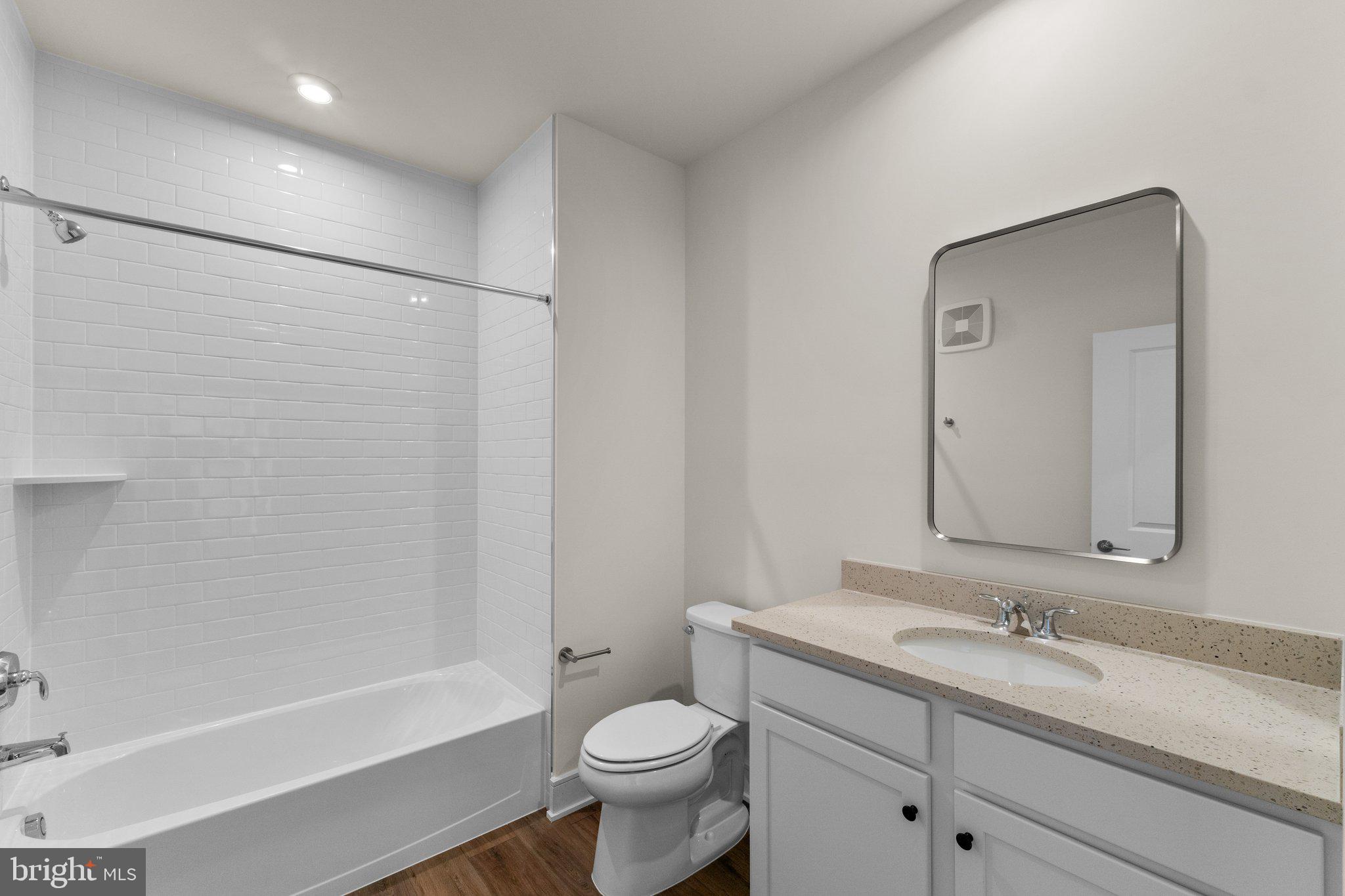 23679 Bolton Crescent #12-201