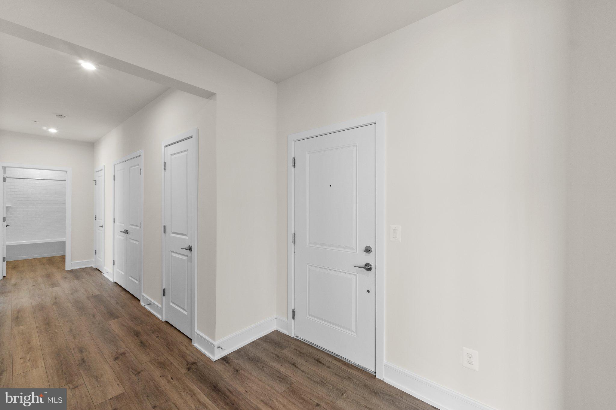 23679 Bolton Crescent #12-201