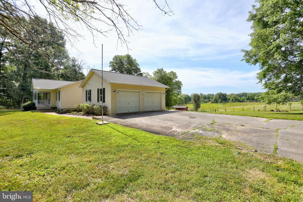 37671 Cooksville Rd