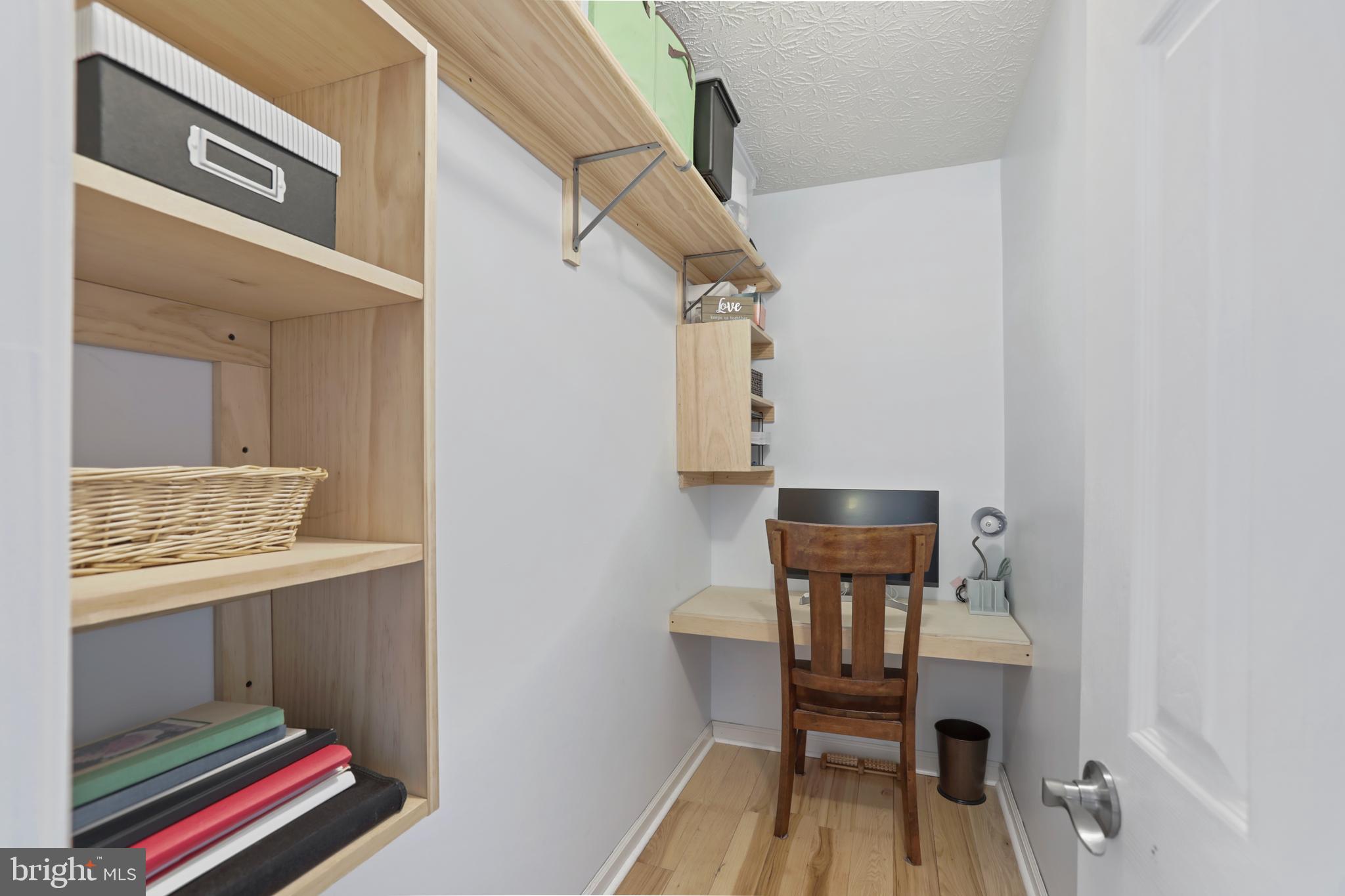 37671 Cooksville Rd
