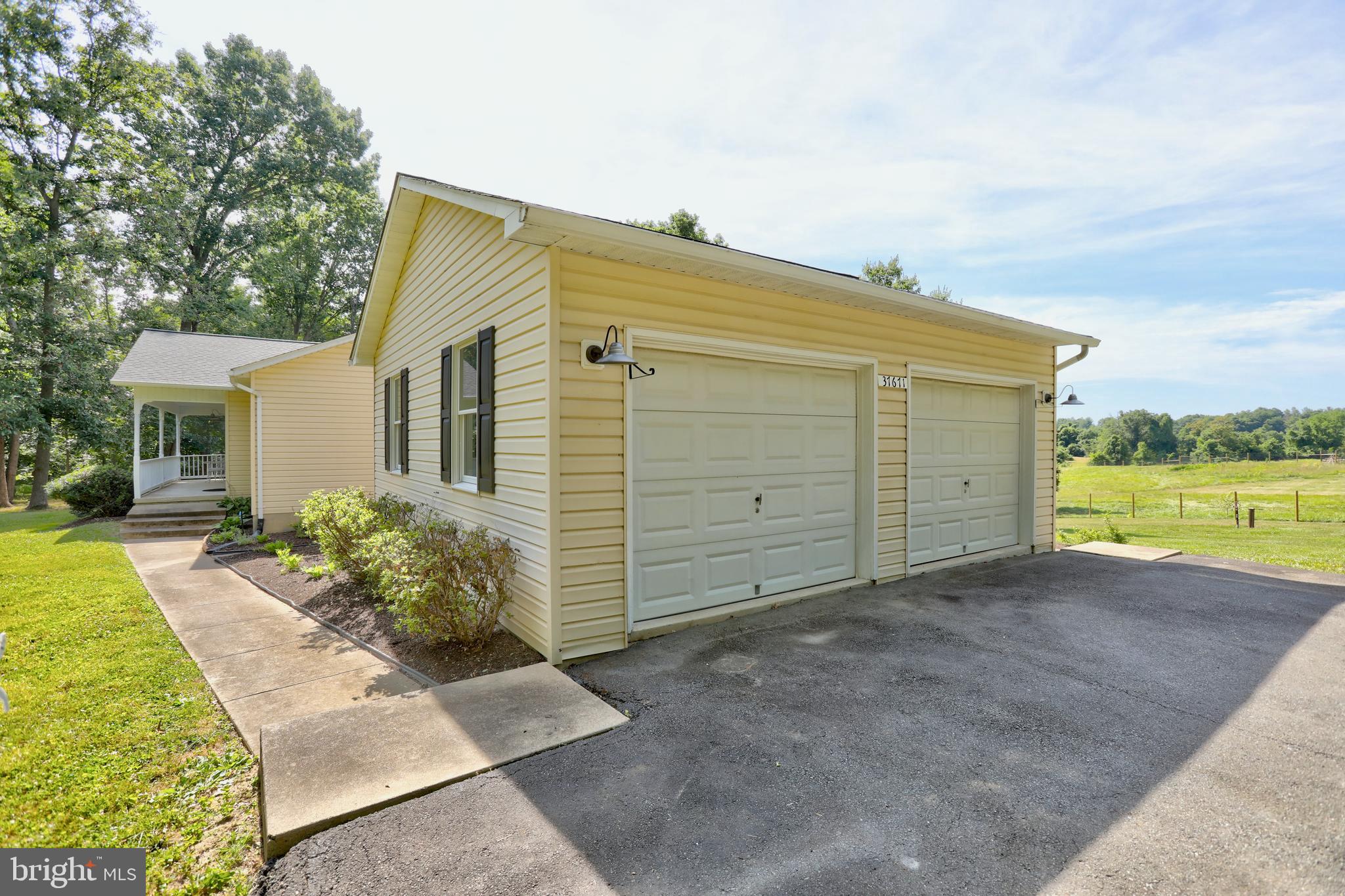 37671 Cooksville Rd