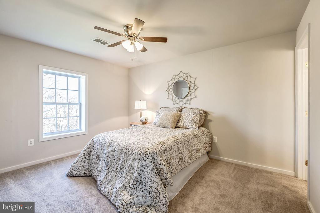 41223 LITTLE RIVER TPKE