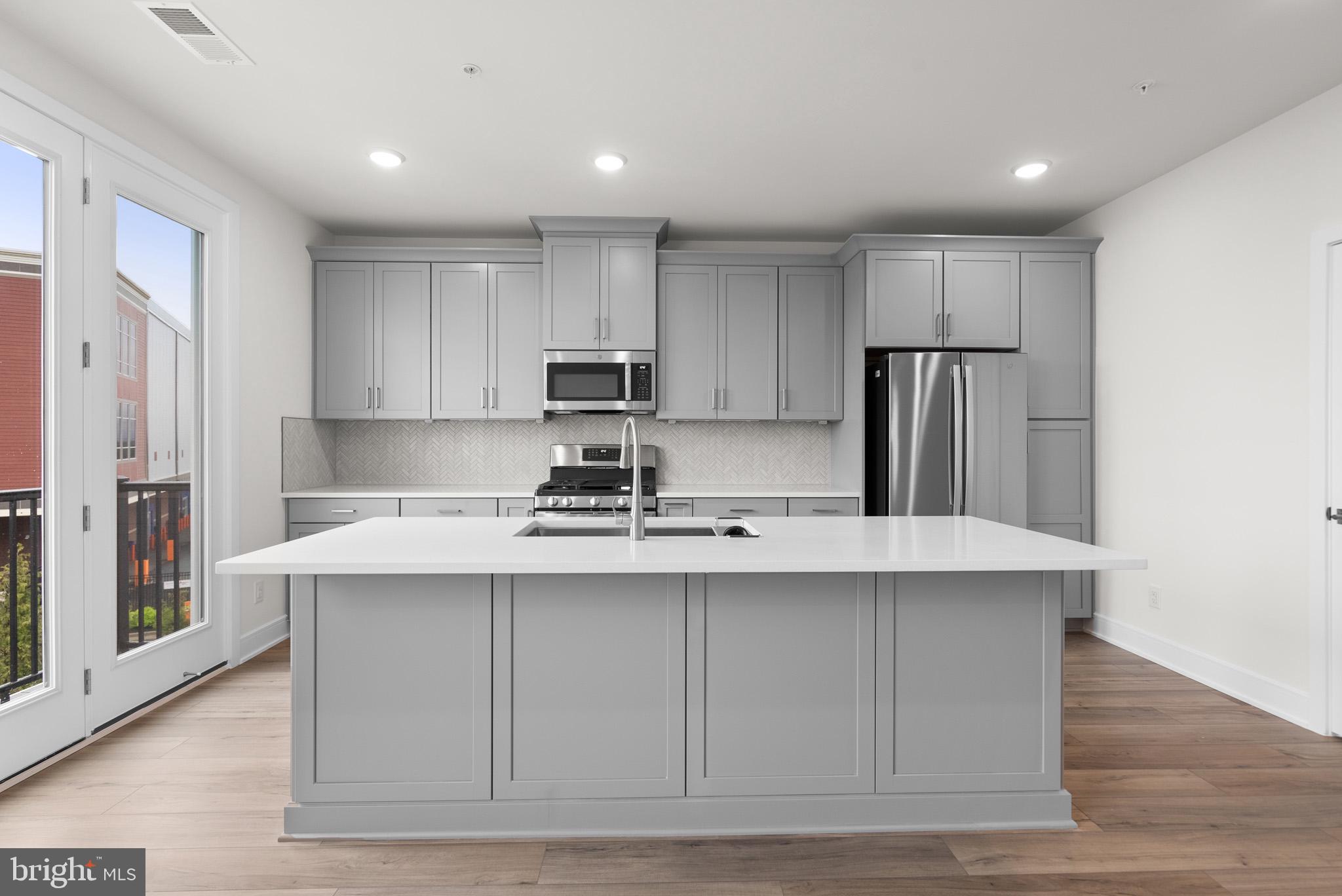 42724 Darala Dr