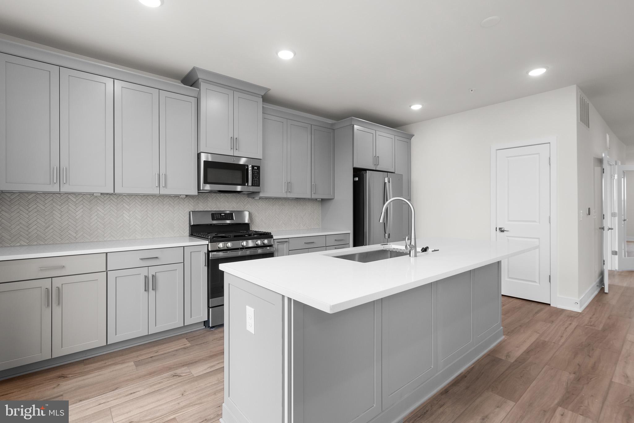 42724 Darala Dr