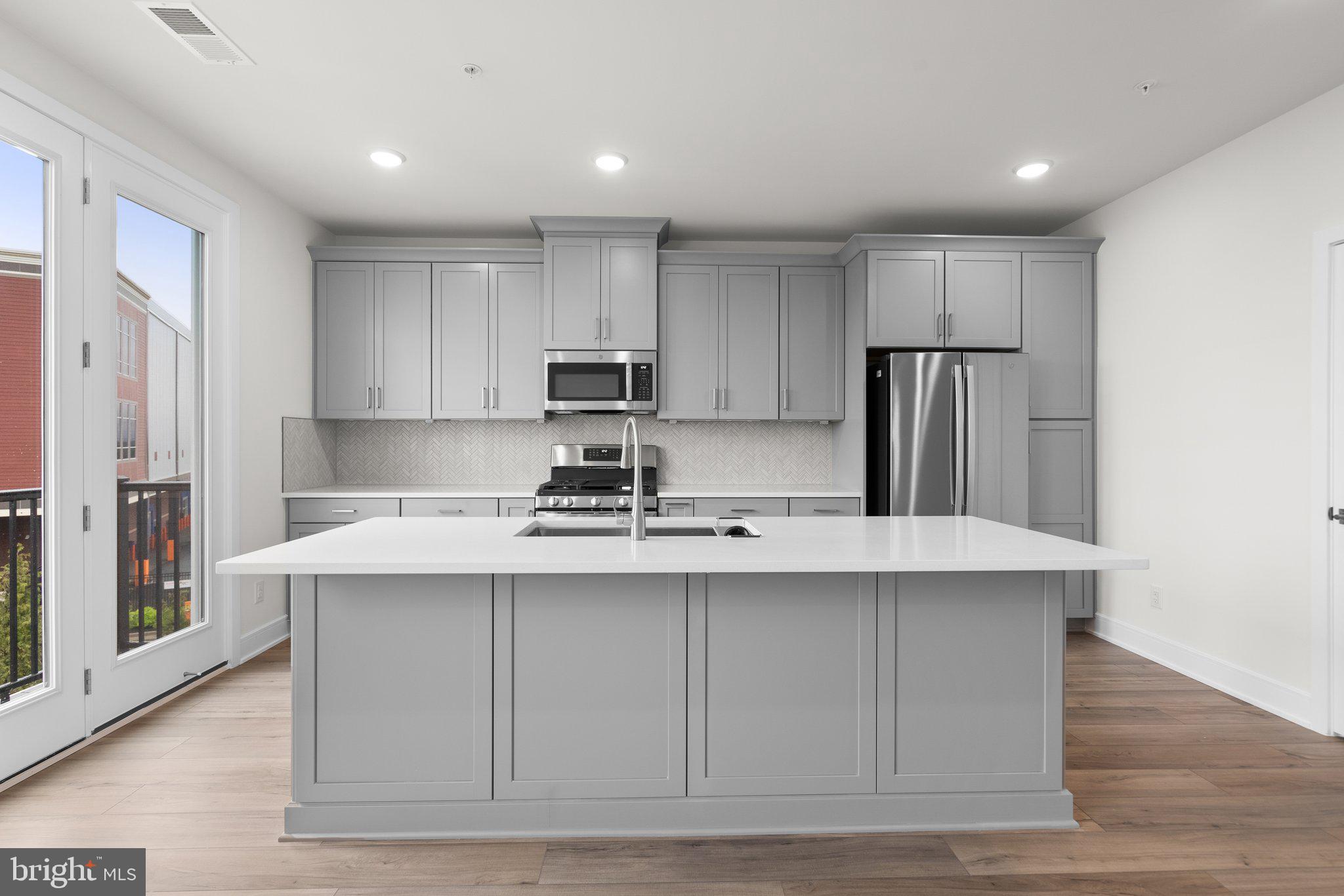 42724 Darala Dr