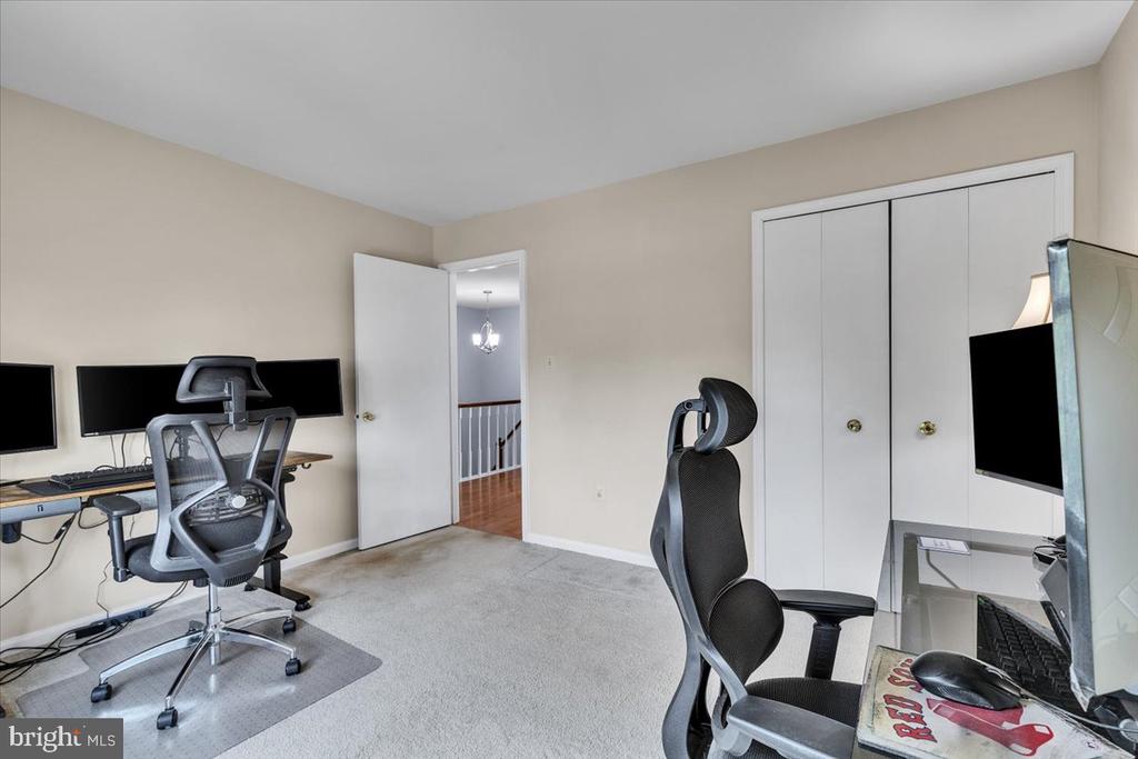 23 McPherson Cir