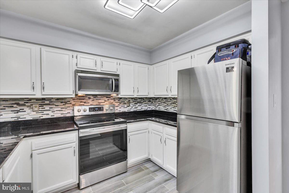 23 McPherson Cir
