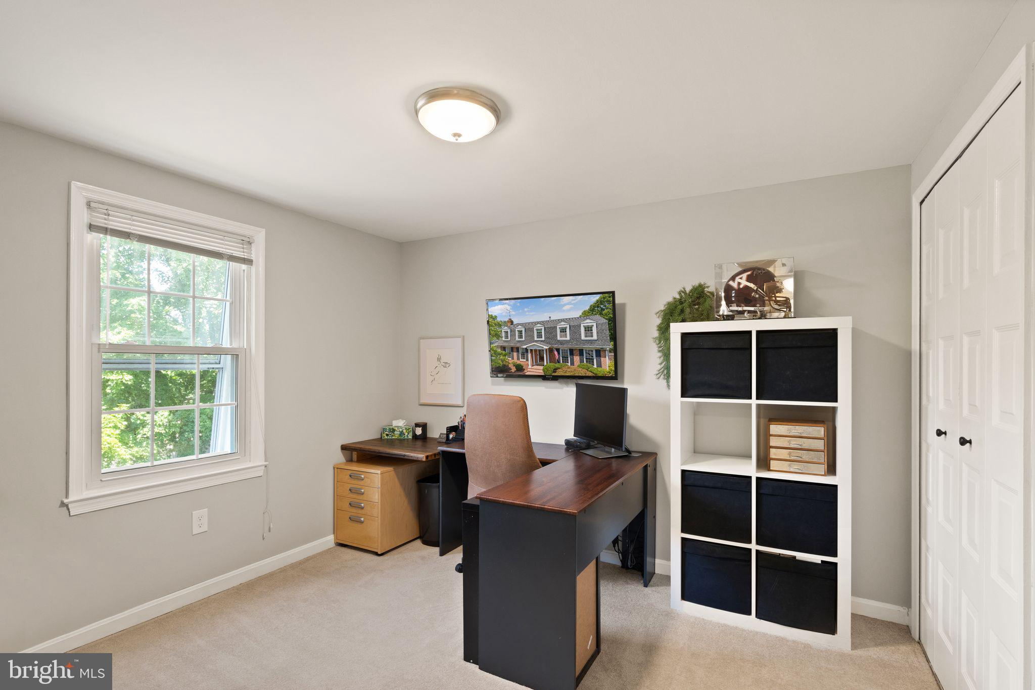 1107 Bradfield Dr SW