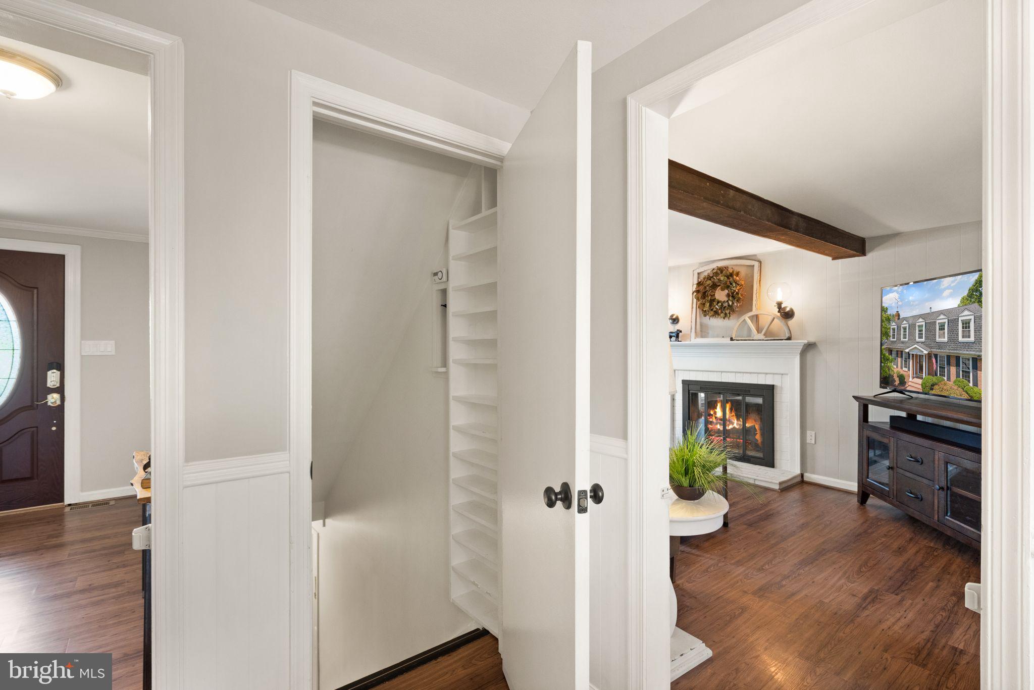 1107 Bradfield Dr SW