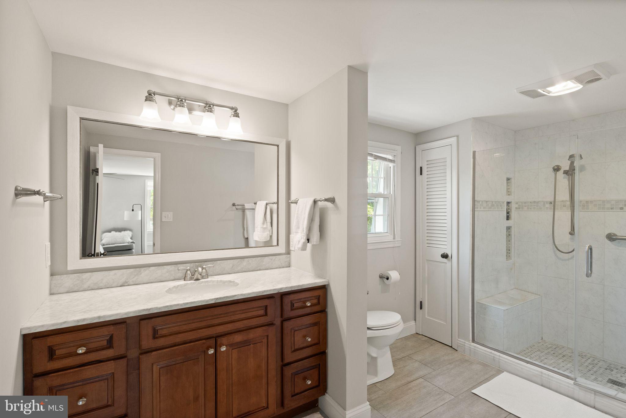 1107 Bradfield Dr SW