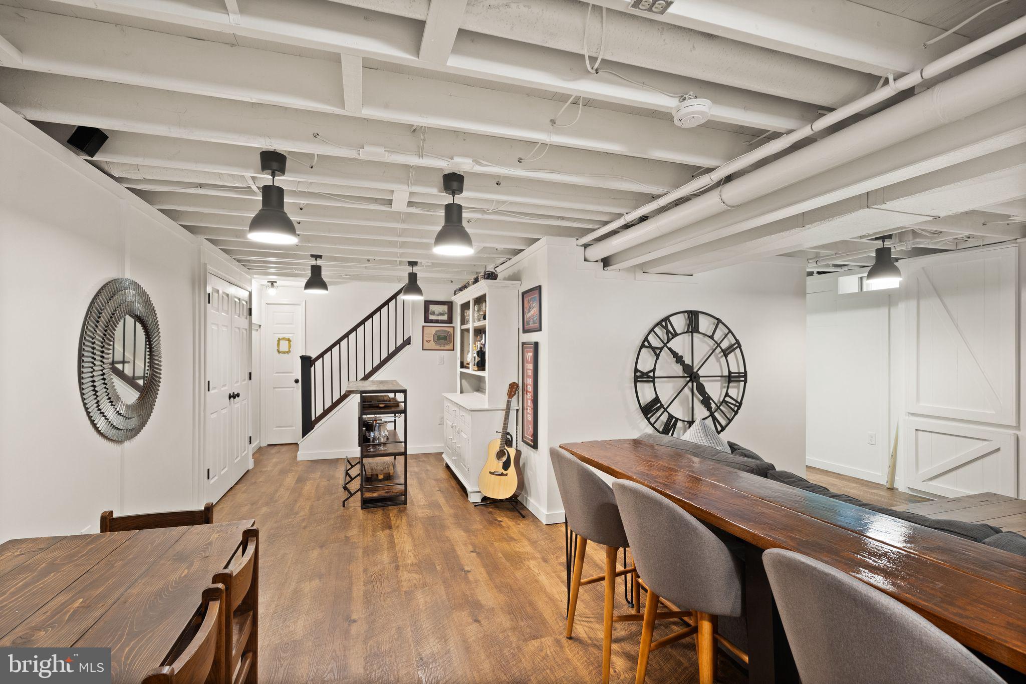 1107 Bradfield Dr SW