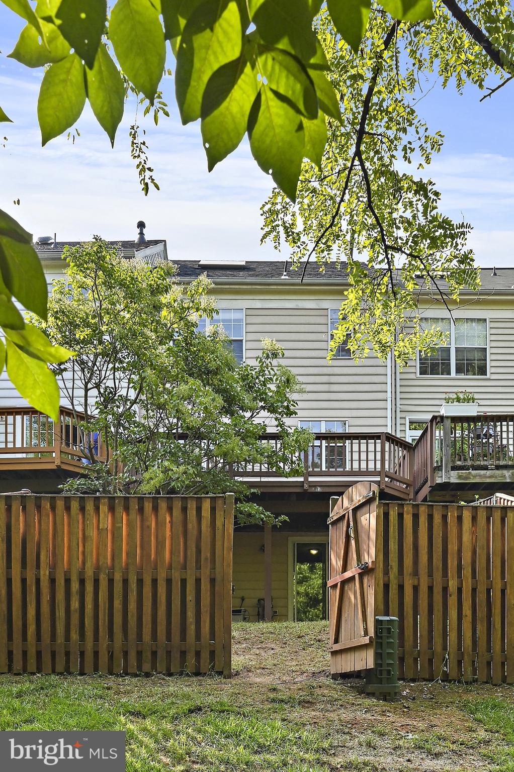 46816 Lawnes Creek Ter