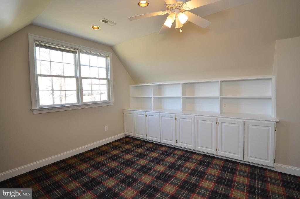 19710 FOGGY BOTTOM RD