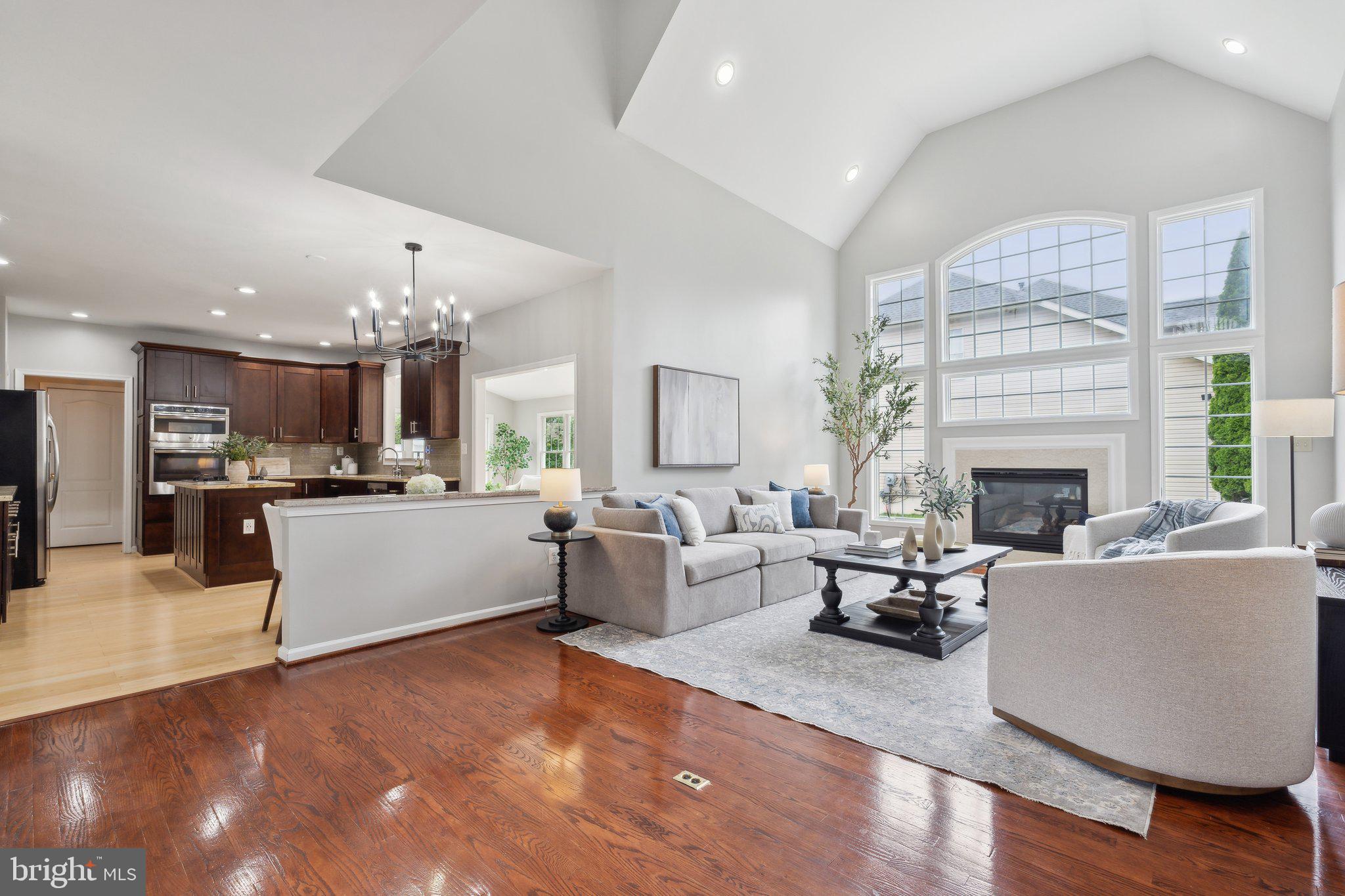 43464 Lucketts Bridge Cir