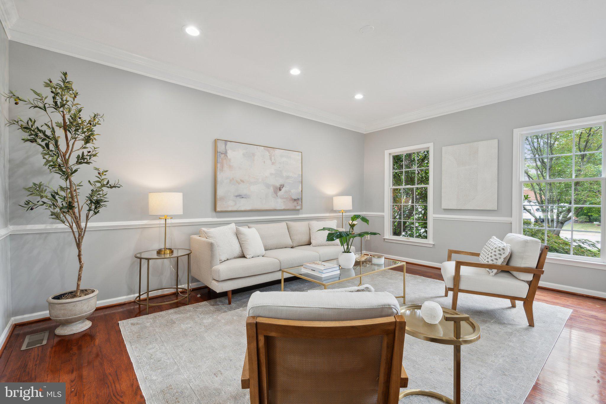 43464 Lucketts Bridge Cir