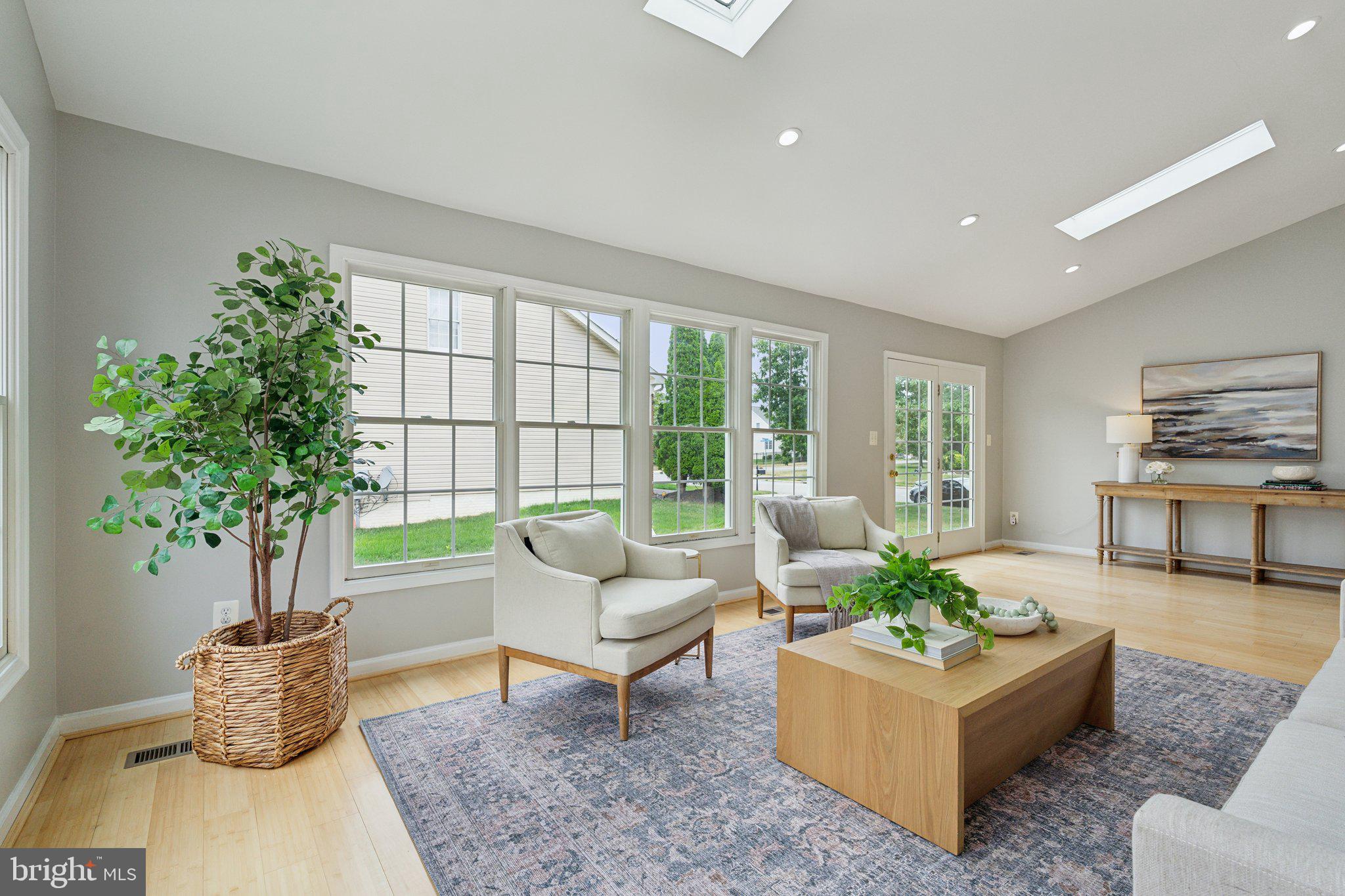 43464 Lucketts Bridge Cir