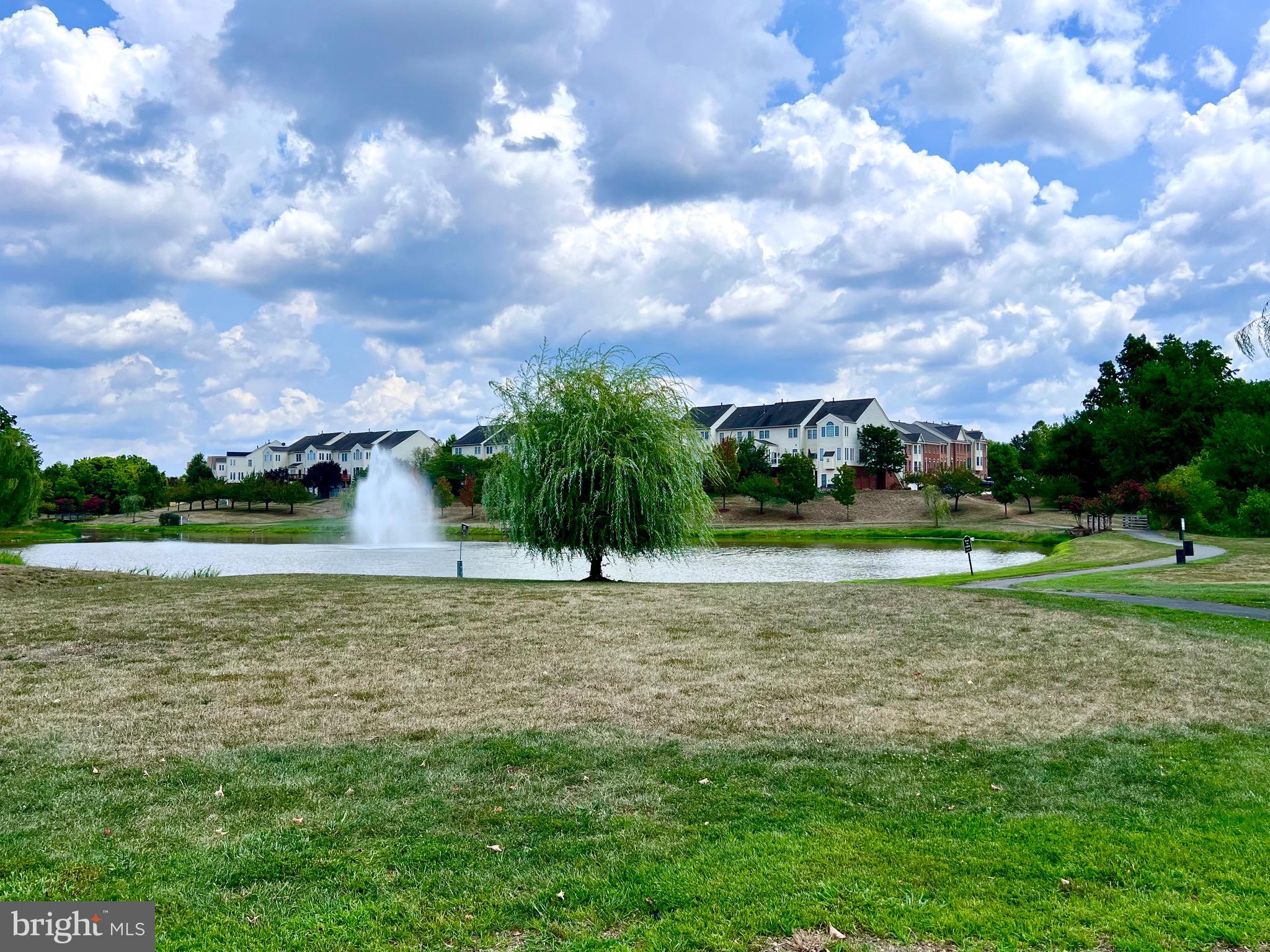 43464 Lucketts Bridge Cir