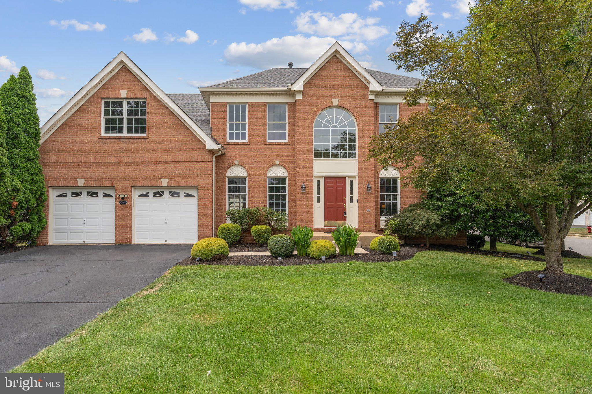 43464 Lucketts Bridge Cir