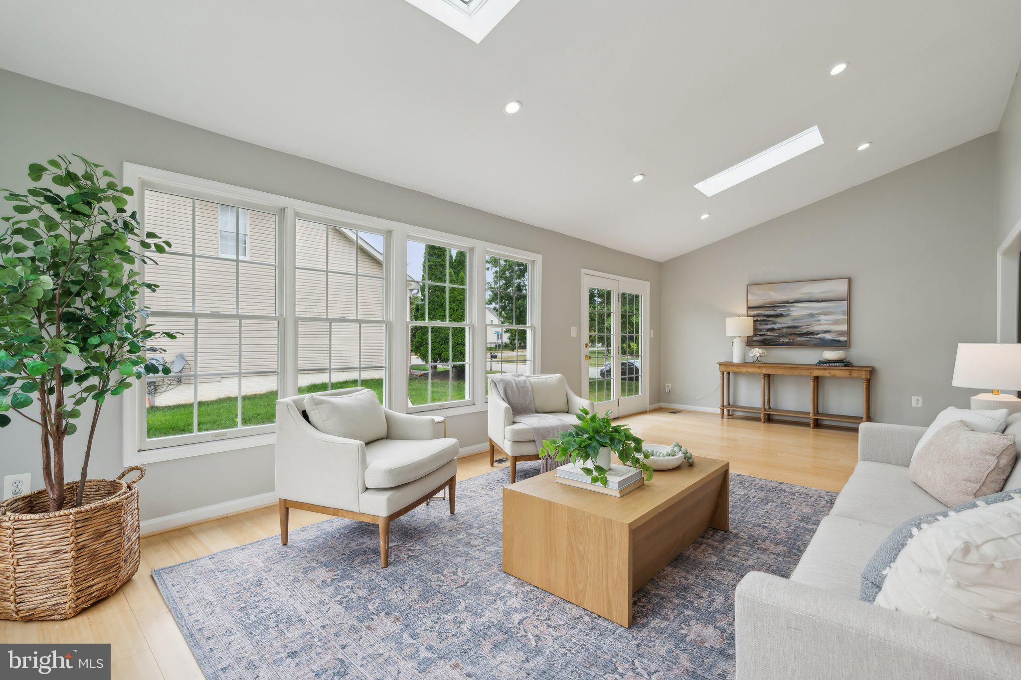 43464 Lucketts Bridge Cir