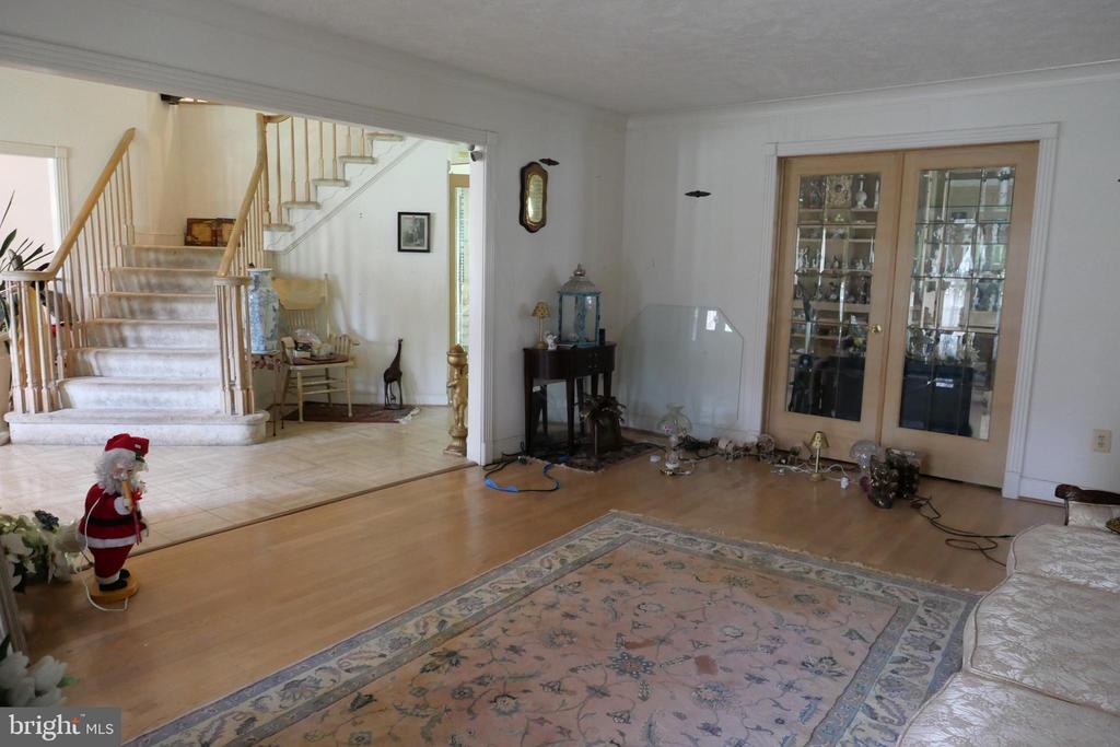 79 Rutherford Cir