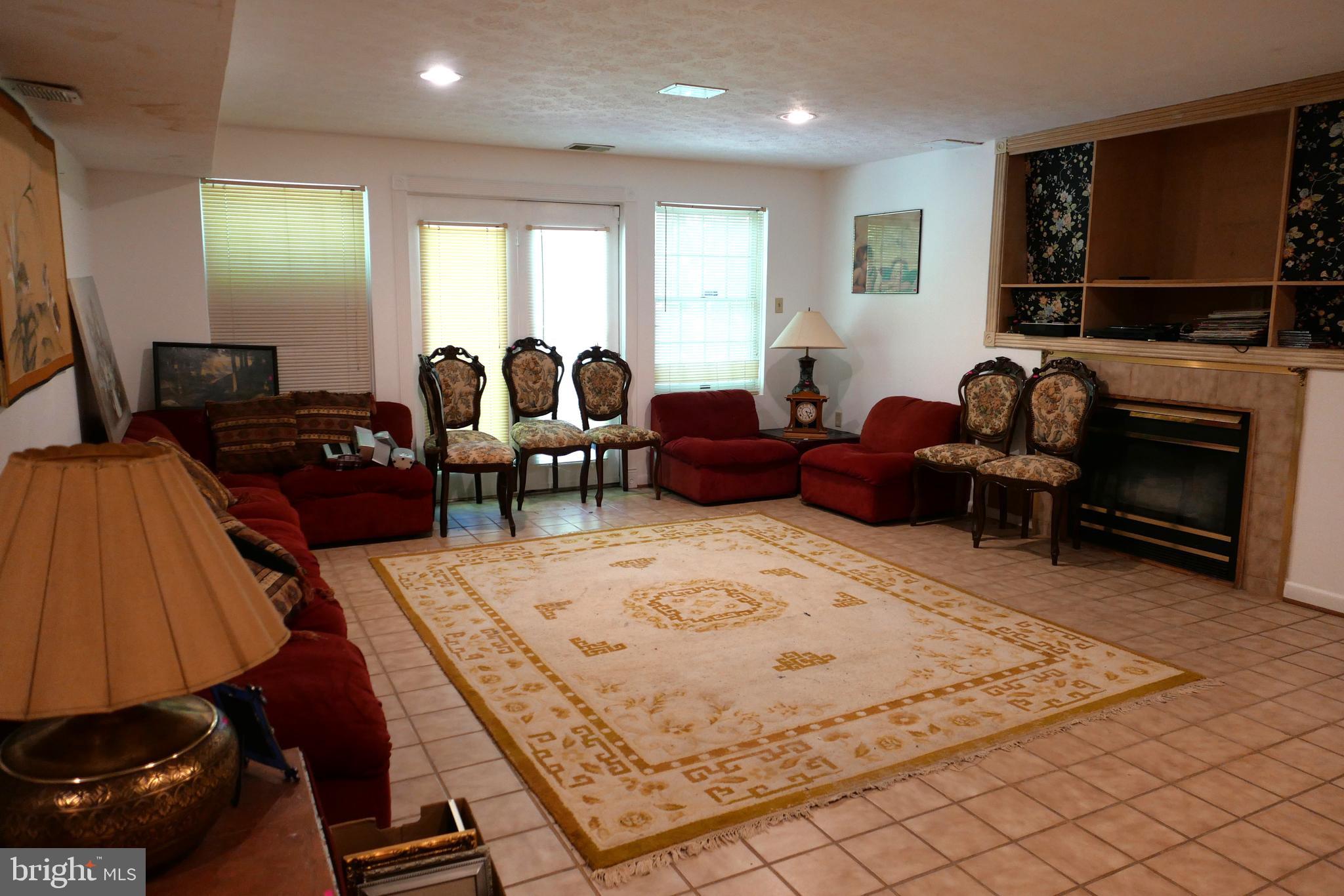 79 Rutherford Cir