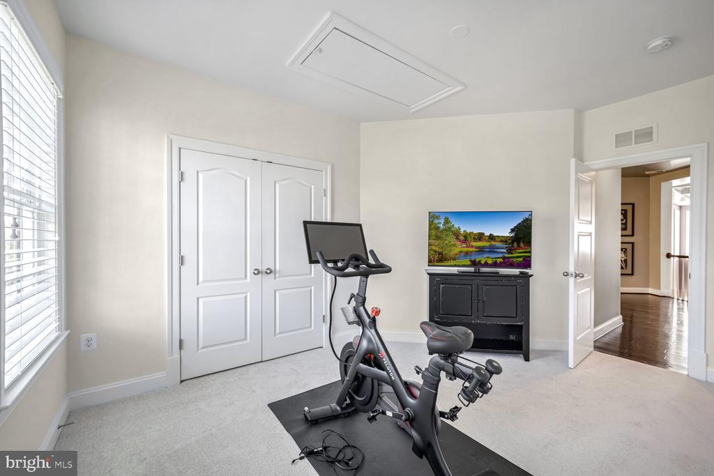 41661 Appleyard Pl