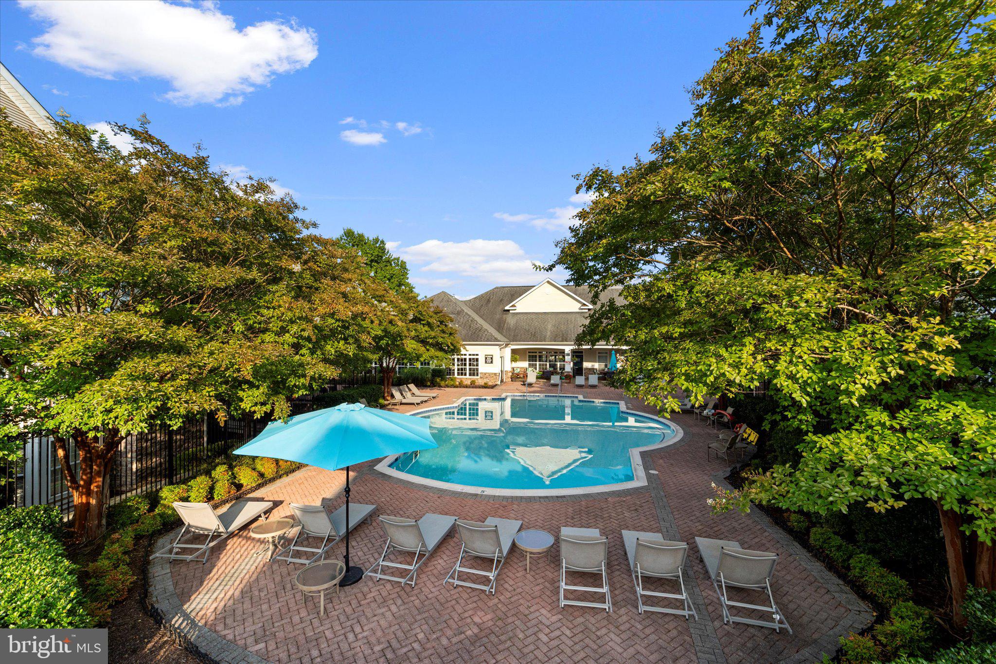 514 Sunset View Ter SE #104