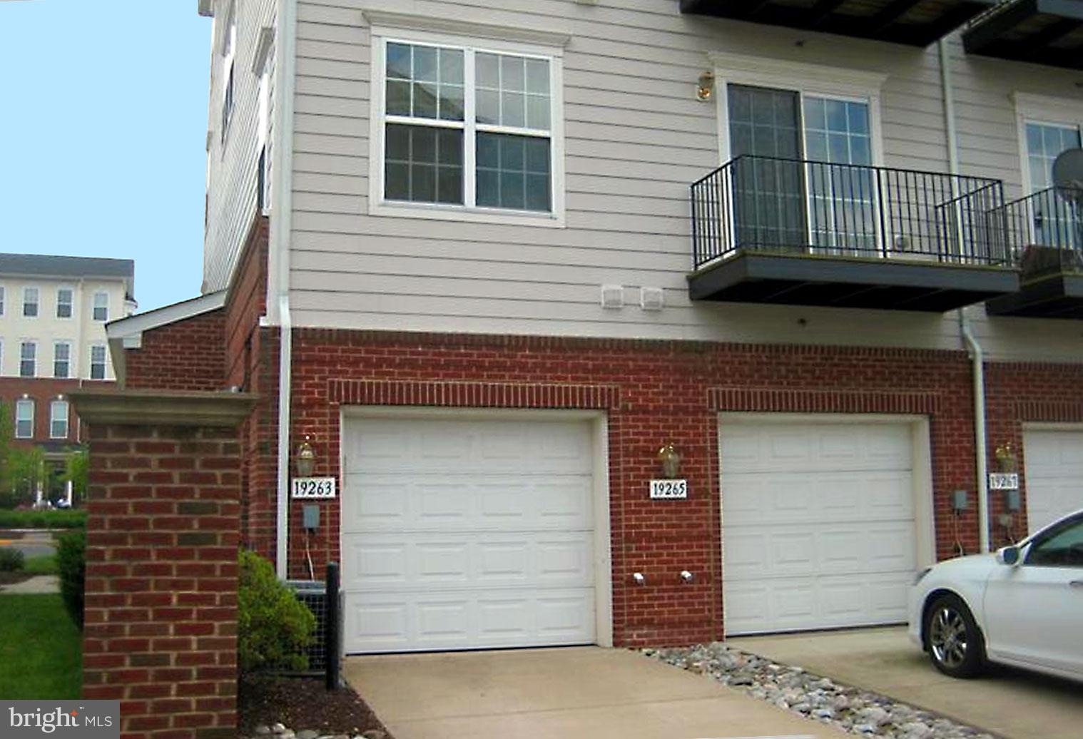 19263 WINMEADE DR