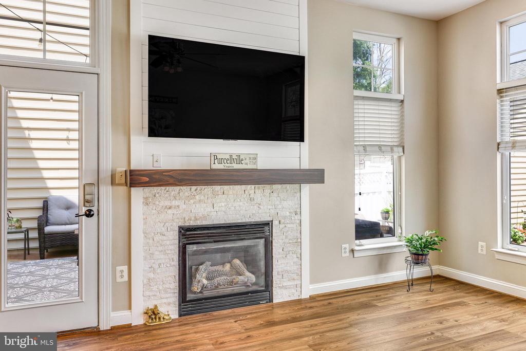 527 Gentlewood Sq