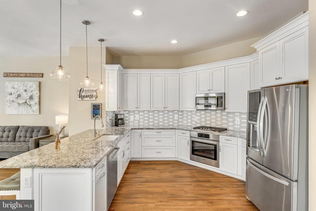 527 Gentlewood Sq