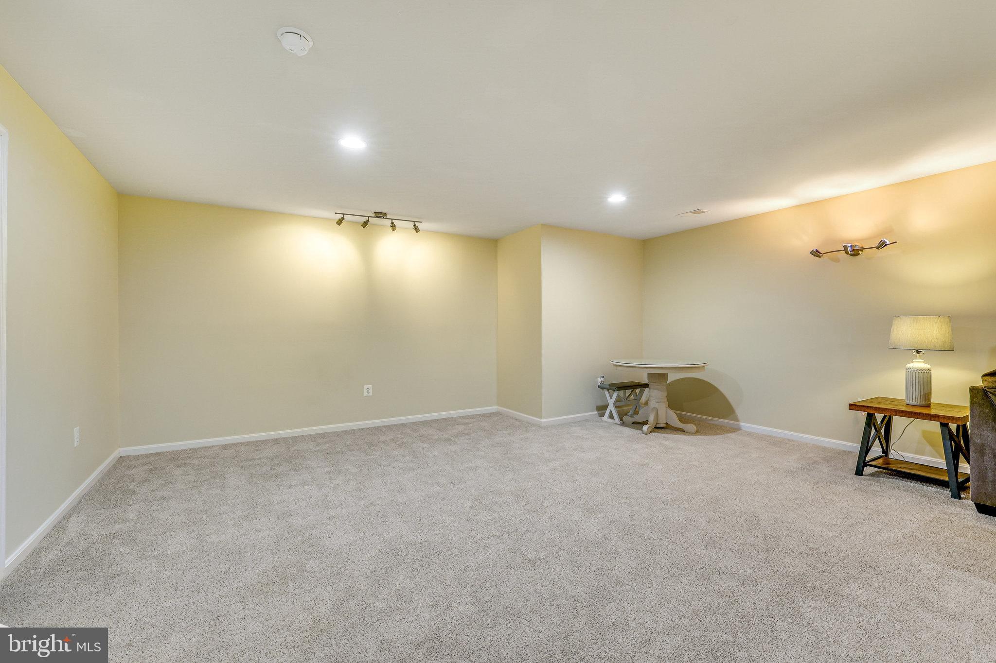 527 Gentlewood Sq