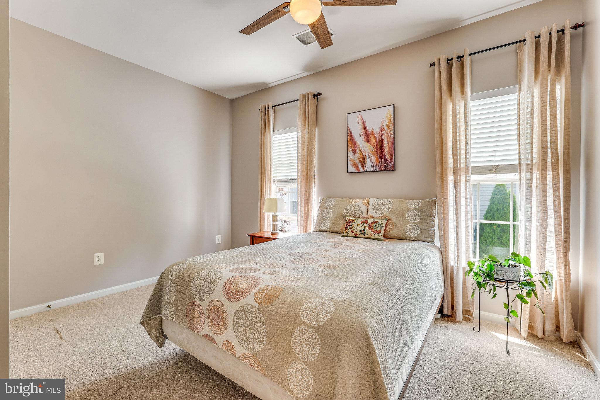527 Gentlewood Sq