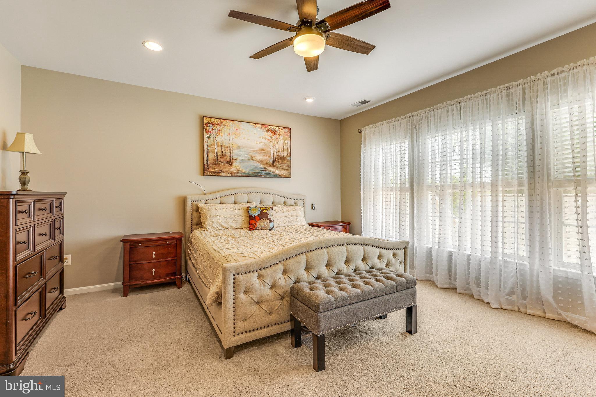 527 Gentlewood Sq