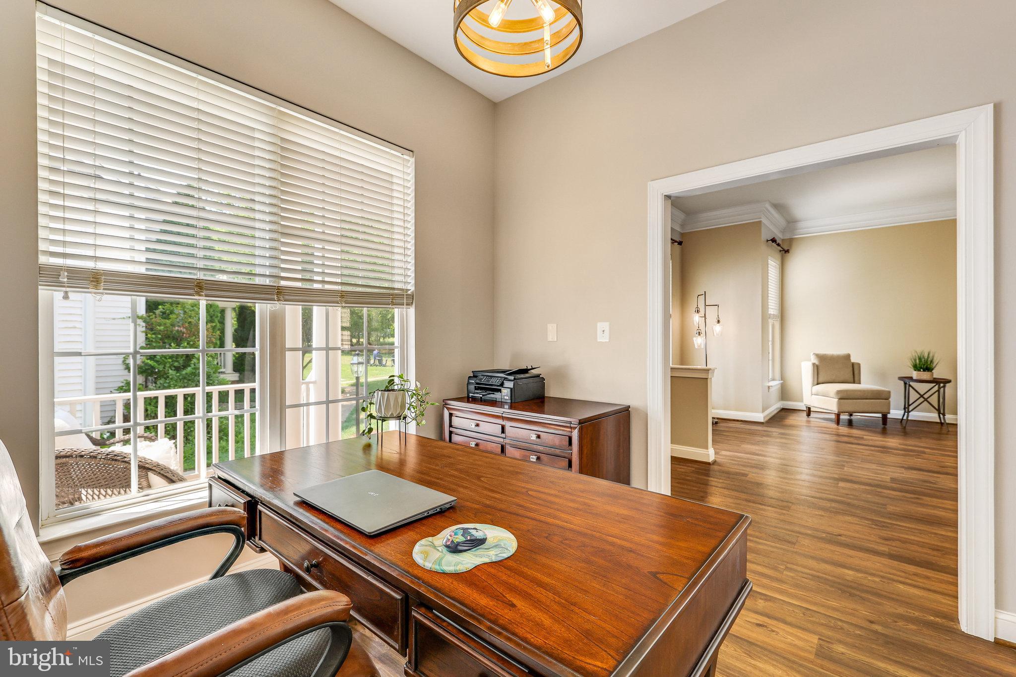 527 Gentlewood Sq