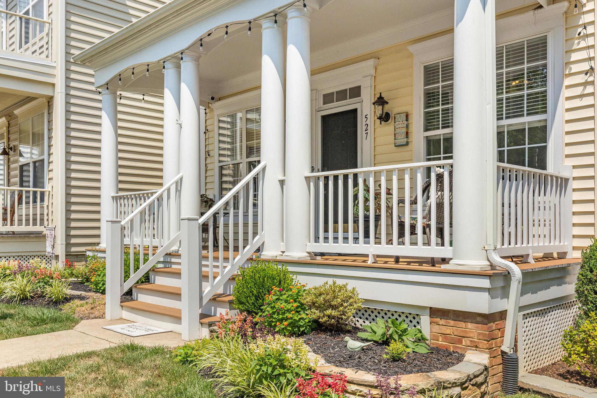 527 Gentlewood Sq