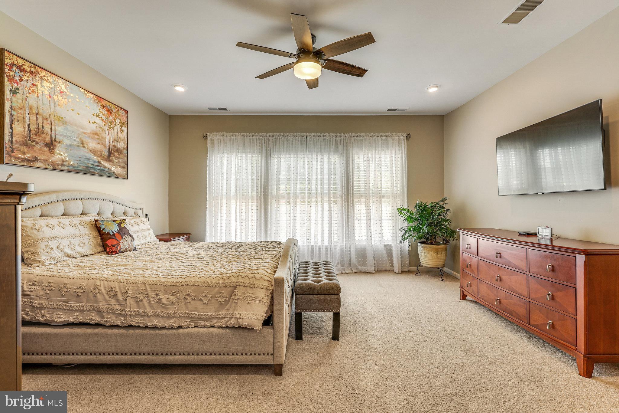 527 Gentlewood Sq