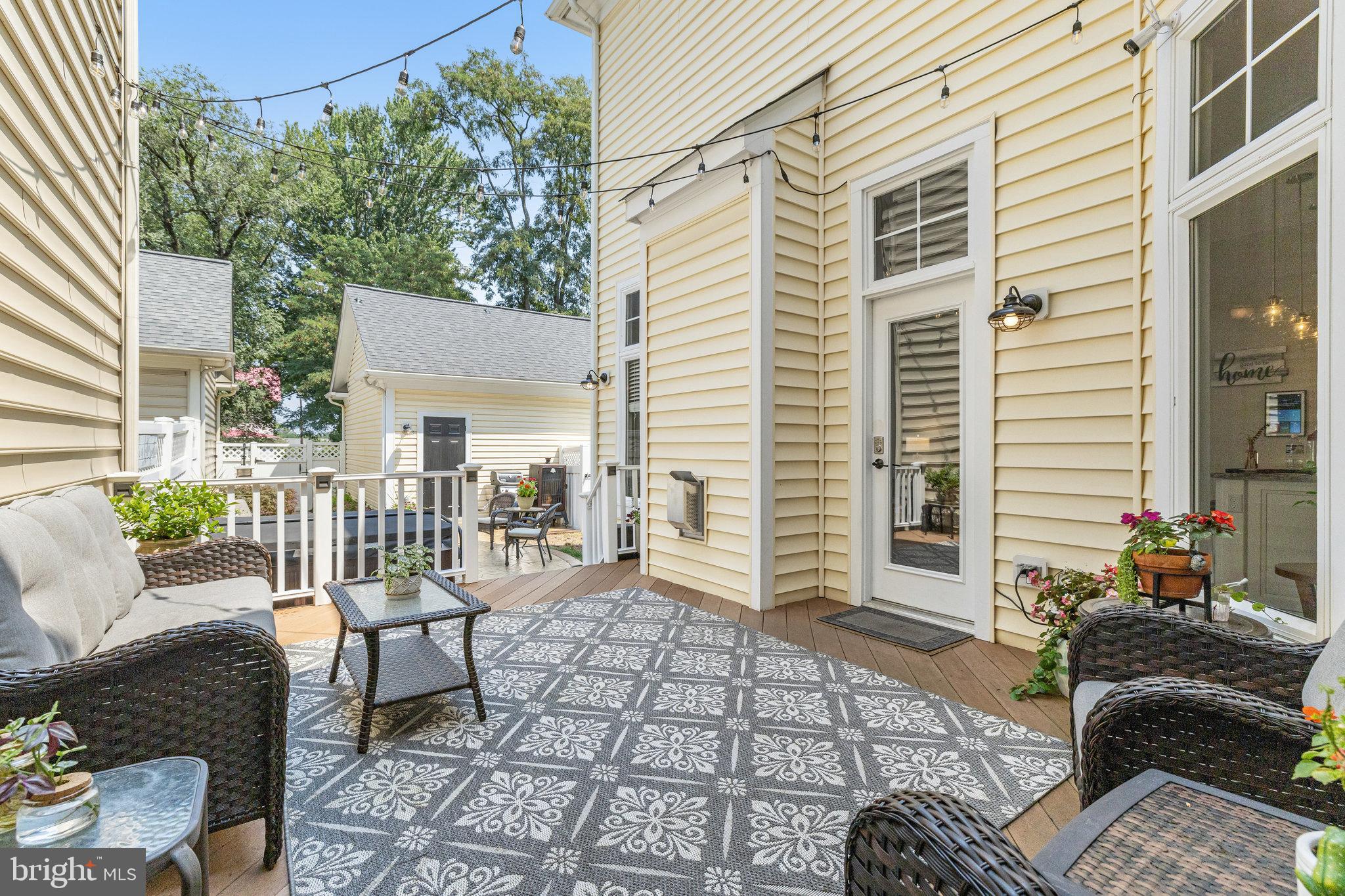527 Gentlewood Sq