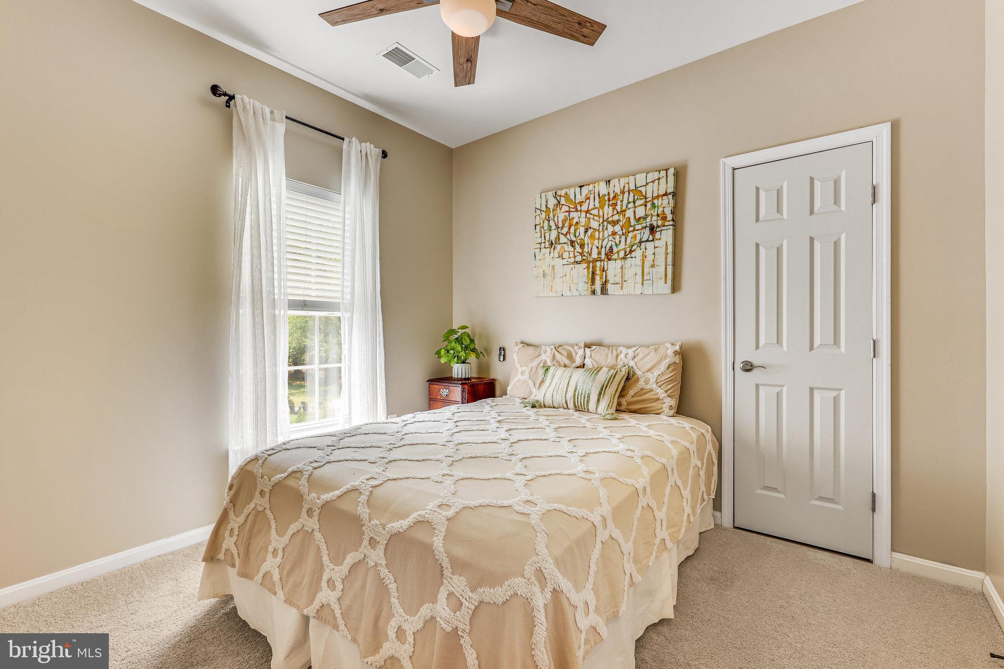 527 Gentlewood Sq