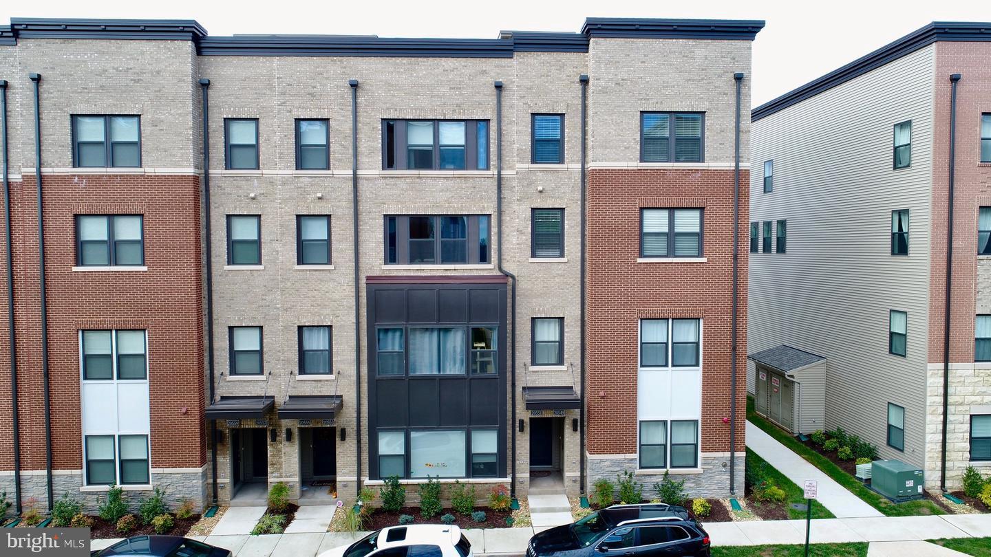 20551 MILBRIDGE TER
