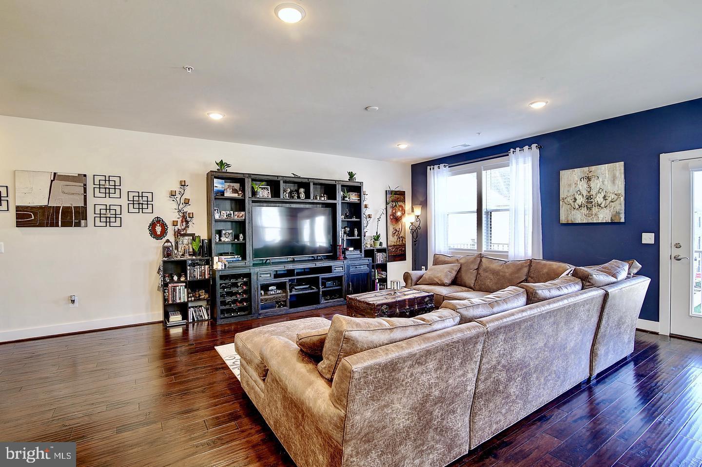 20551 MILBRIDGE TER
