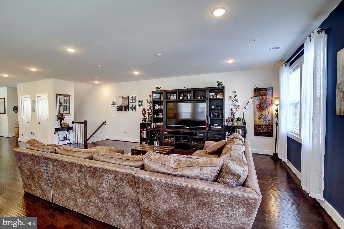 20551 MILBRIDGE TER