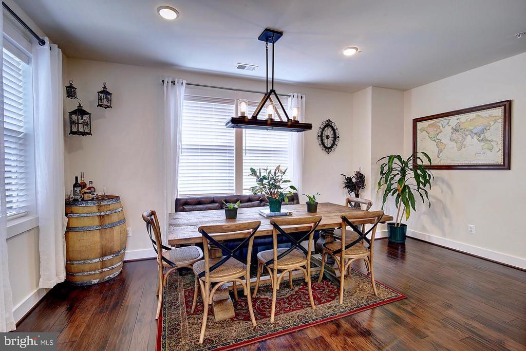 20551 MILBRIDGE TER