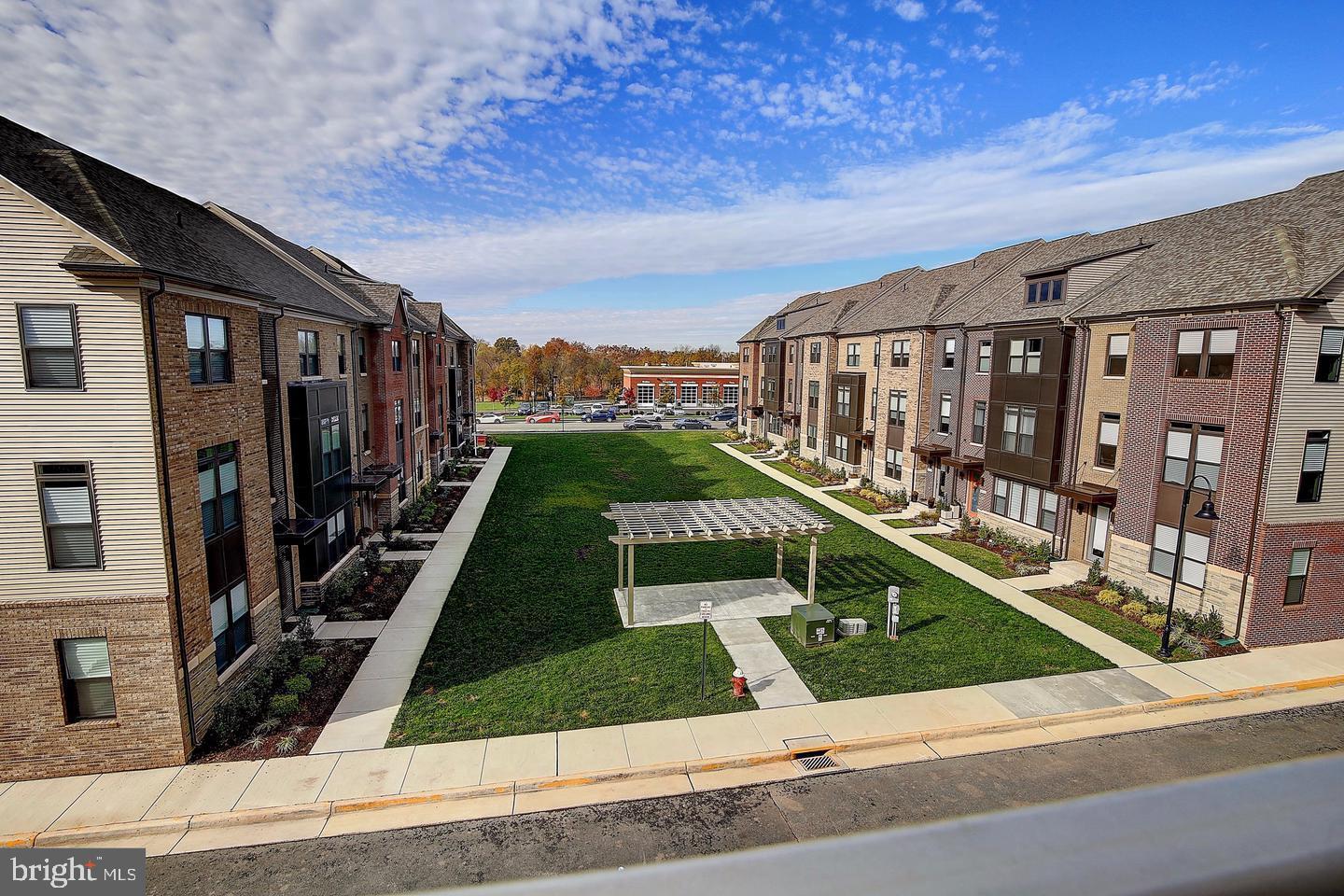 20551 MILBRIDGE TER