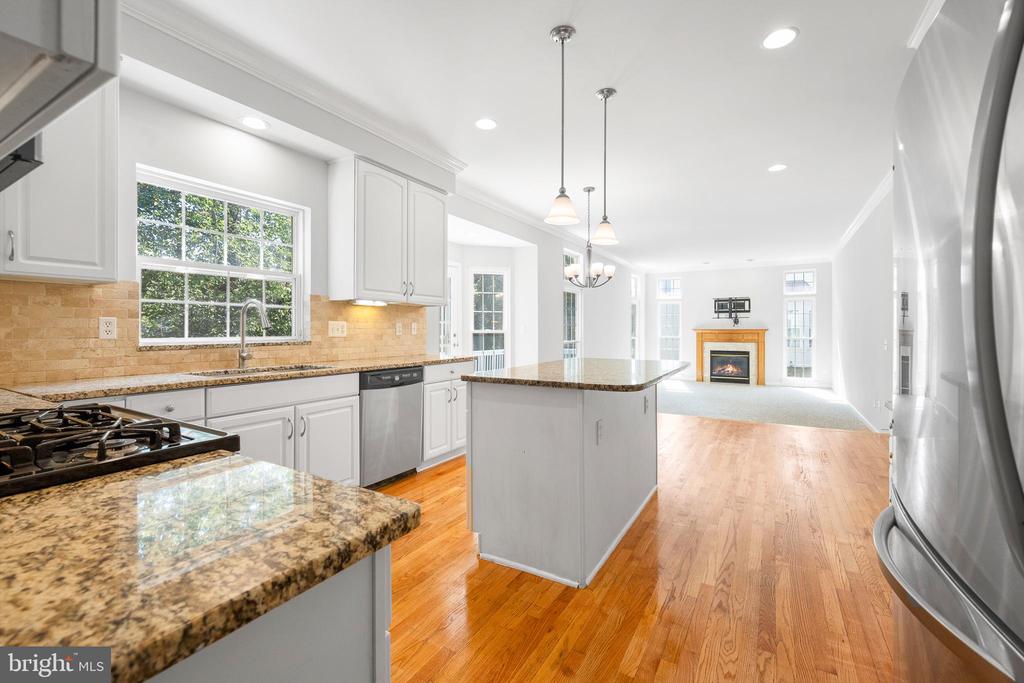 18640 Potomac Station Dr