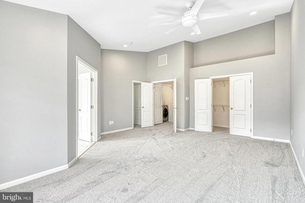 25240 WHIPPOORWILL TER