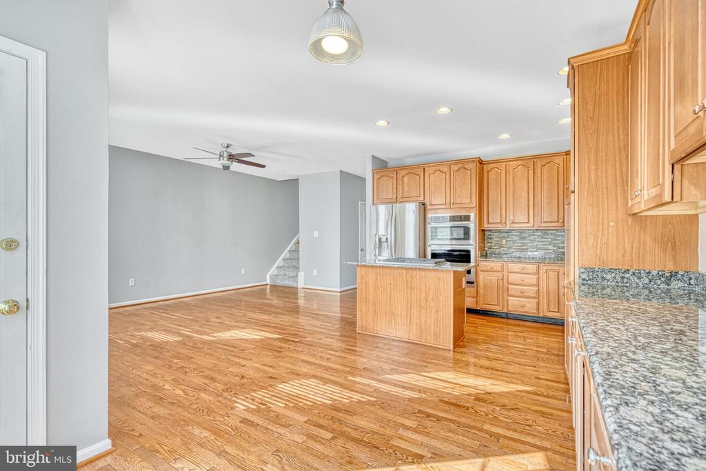 25240 WHIPPOORWILL TER